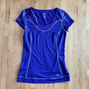 New REI athletic top